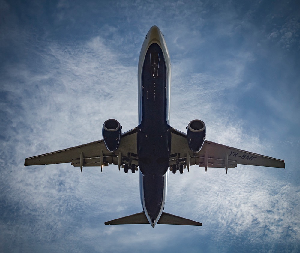 BlueAir 737